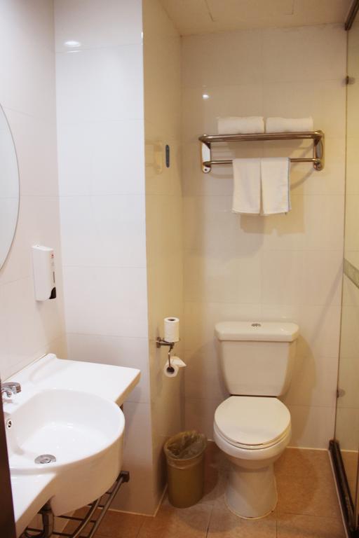 Hotel Hanting Express Shanghai Deping Road